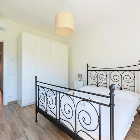 Joivy Lele With Swimming Pool Ραπάλο