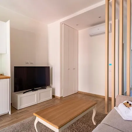 Apartment Joivy Lele With Swimming Pool